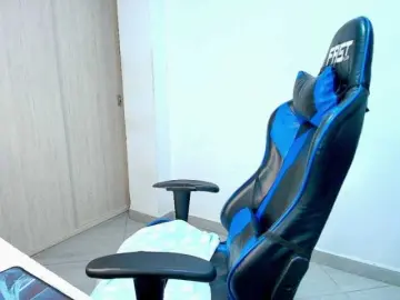 Sophiiaaxx  live sex cam