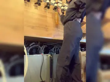 Tvoya-Bipka  live sex cam