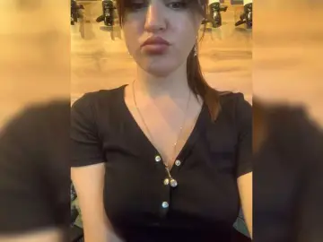 Tvoya-Bipka  live sex cam