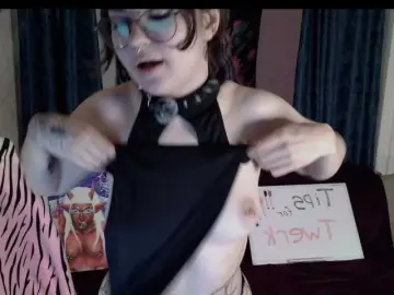 BattyGothic02  live sex cam