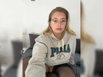 Masia-1  live sex cam