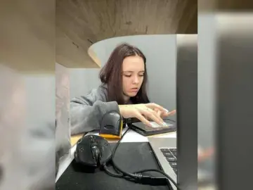 Matanikaa  live sex cam