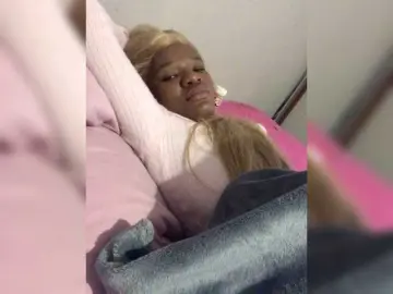 Thandieee  live sex cam