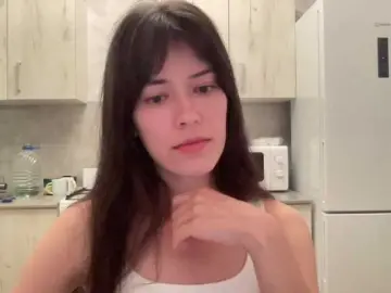 YourBella  live sex cam