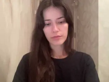 YourBella  live sex cam
