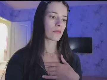 YourBella  live sex cam