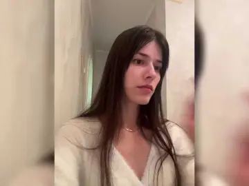 YourBella  live sex cam