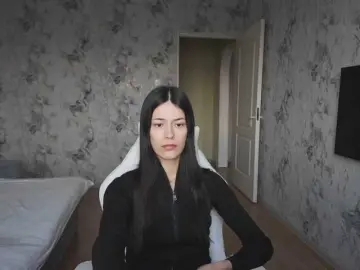 YourBella  live sex cam