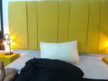 Lupita223  live sex cam