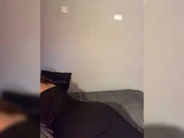 Saliss1  live sex cam