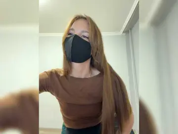 Saliss1  live sex cam