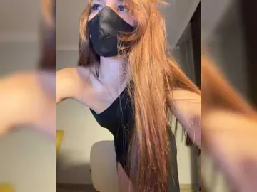 Saliss1  live sex cam