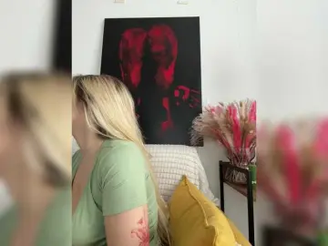 Eva-Kitty1  live sex cam