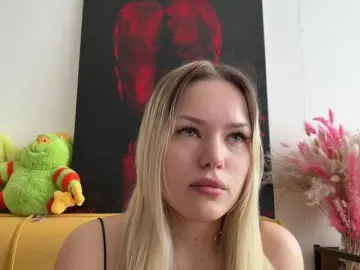 Eva-Kitty1  live sex cam