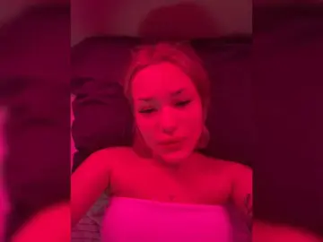 Eva-Kitty1  live sex cam