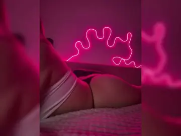 Eva-Kitty1  live sex cam
