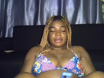 LuxeEmpress  live sex cam