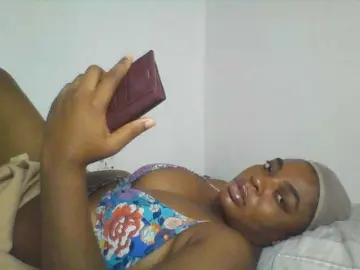 LuxeEmpress  live sex cam