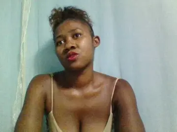 Reliane12  live sex cam