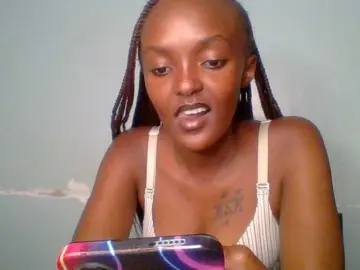 Sweet-spicydall  live sex cam
