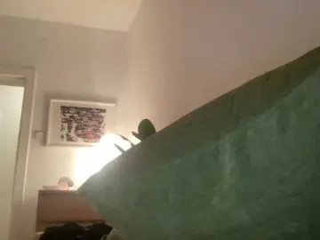 Yummyyumyum  live sex cam