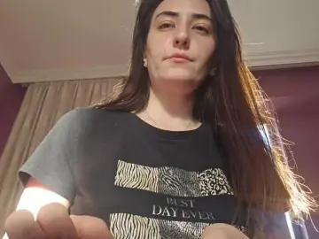 AlejandraDelane  live sex cam