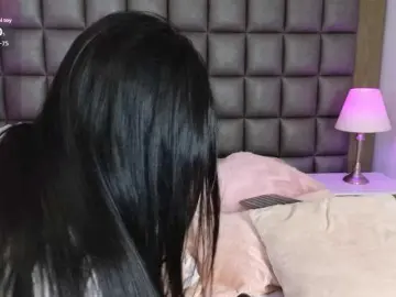 HelenMartin  live sex cam