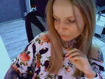LisaModel  live sex cam