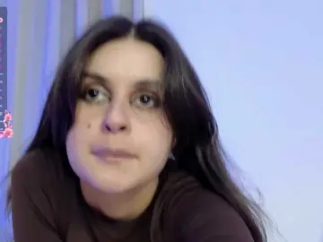 LumiNika1  live sex cam