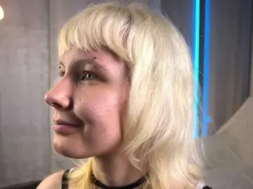 Pipipewpewpipiu  live sex cam