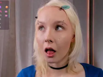 Pipipewpewpipiu  live sex cam