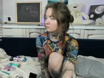 Rosieroberts  live sex cam