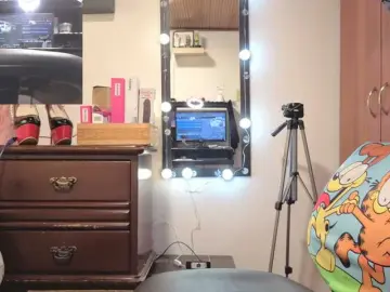 Zoedoll  live sex cam