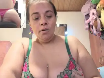 Zoedoll  live sex cam