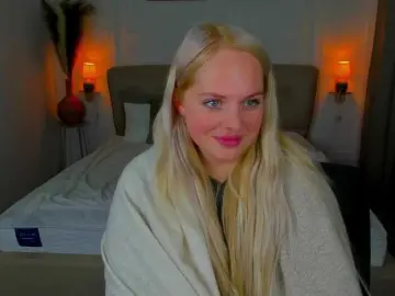 BlondiNi  live sex cam