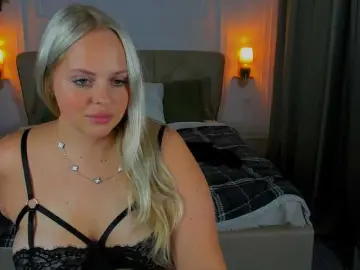 BlondiNi  live sex cam