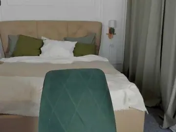 BlondiNi  live sex cam