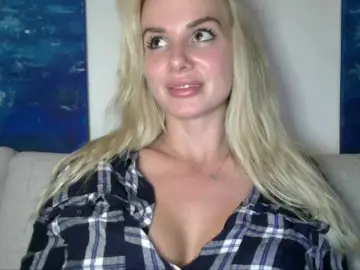CorneliaSweet  live sex cam