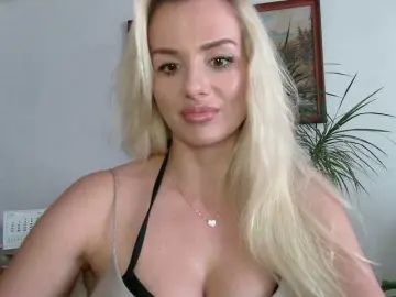 CorneliaSweet  live sex cam