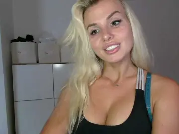 CorneliaSweet  live sex cam