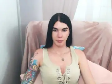 SofiaBrunett  live sex cam