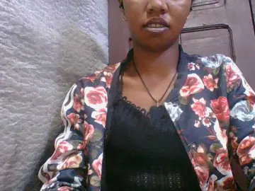 Lydia11  live sex cam