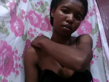 Lydia11  live sex cam