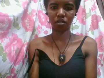 Lydia11  live sex cam