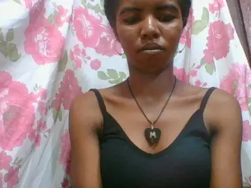 Lydia11  live sex cam