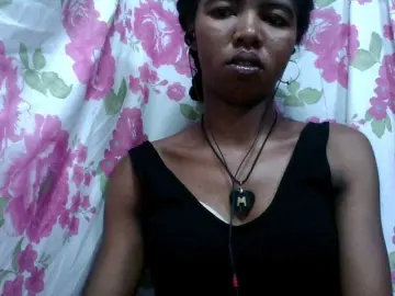 Lydia11  live sex cam