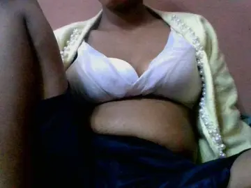 Lydia11  live sex cam