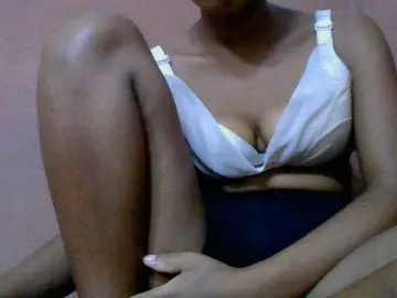 Lydia11  live sex cam