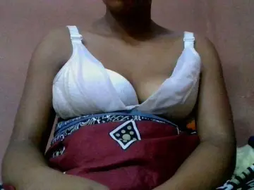 Lydia11  live sex cam