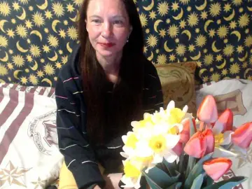 Moon-energy  live sex cam